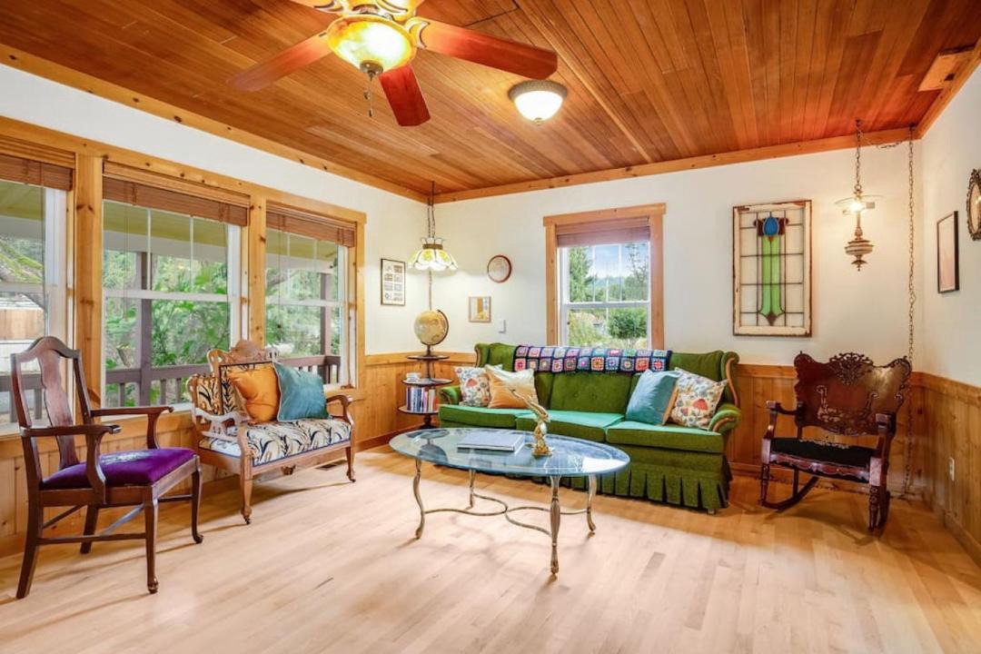 Photo of Others in Fall City