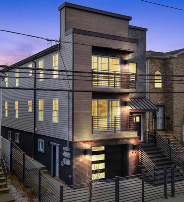 Photo of Buildings in Weequahic