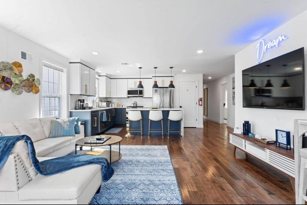 Photo of Others in Weequahic