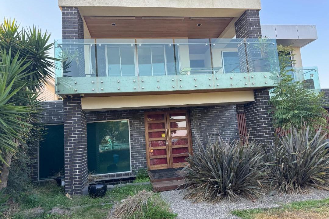 Photo of Others in North Shore