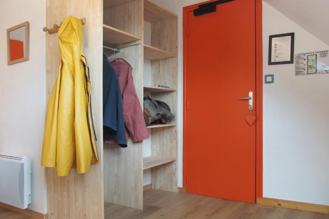 Photo of Others in Breles