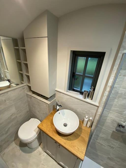 Photo of Others in Hever