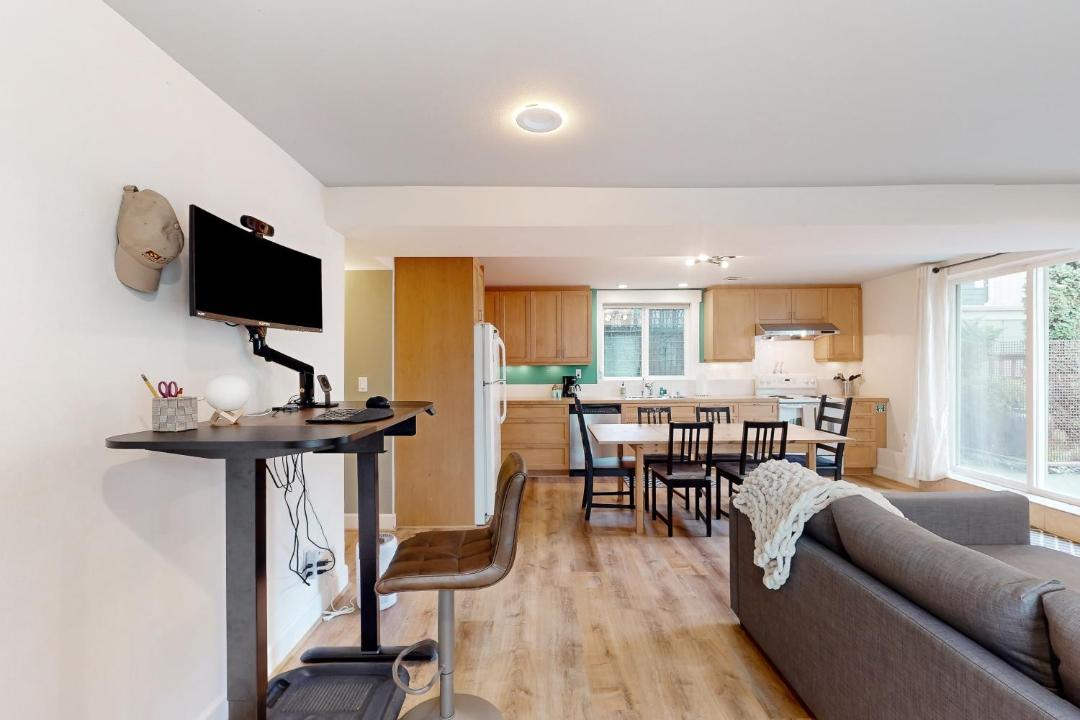 Photo of Others in Green Lake