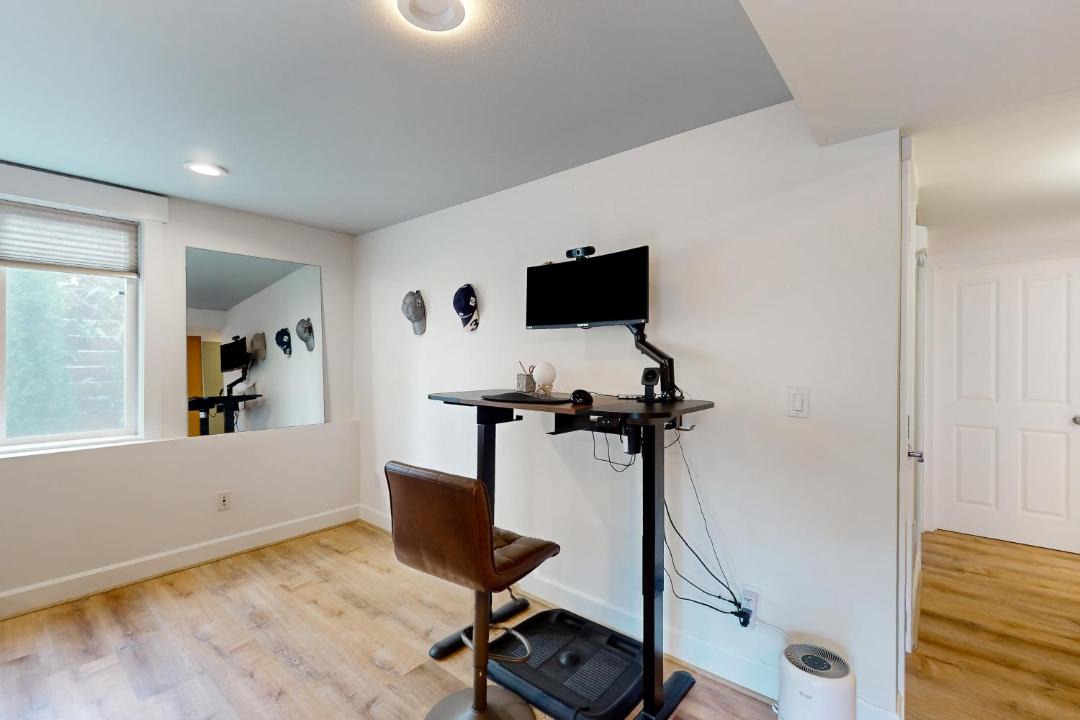 Photo of Others in Green Lake