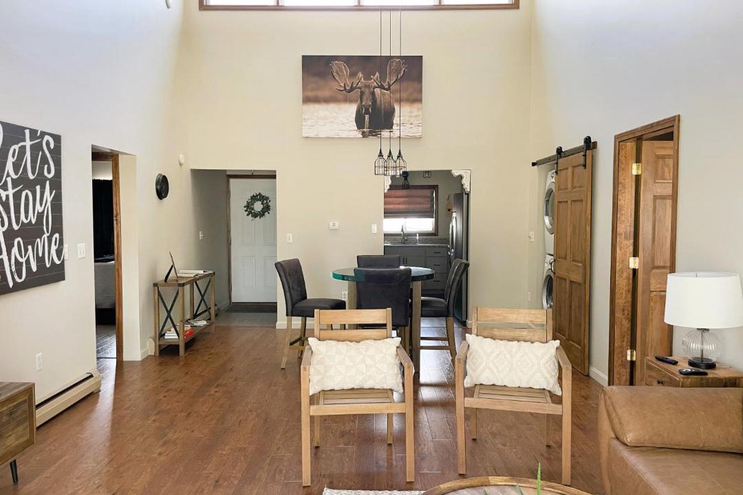 Photo of Livingroom in Greenville Junction