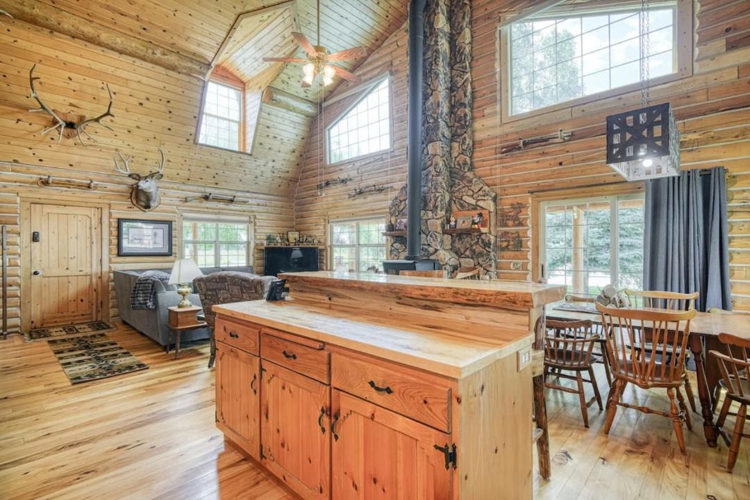 Photo of Others in Rigby