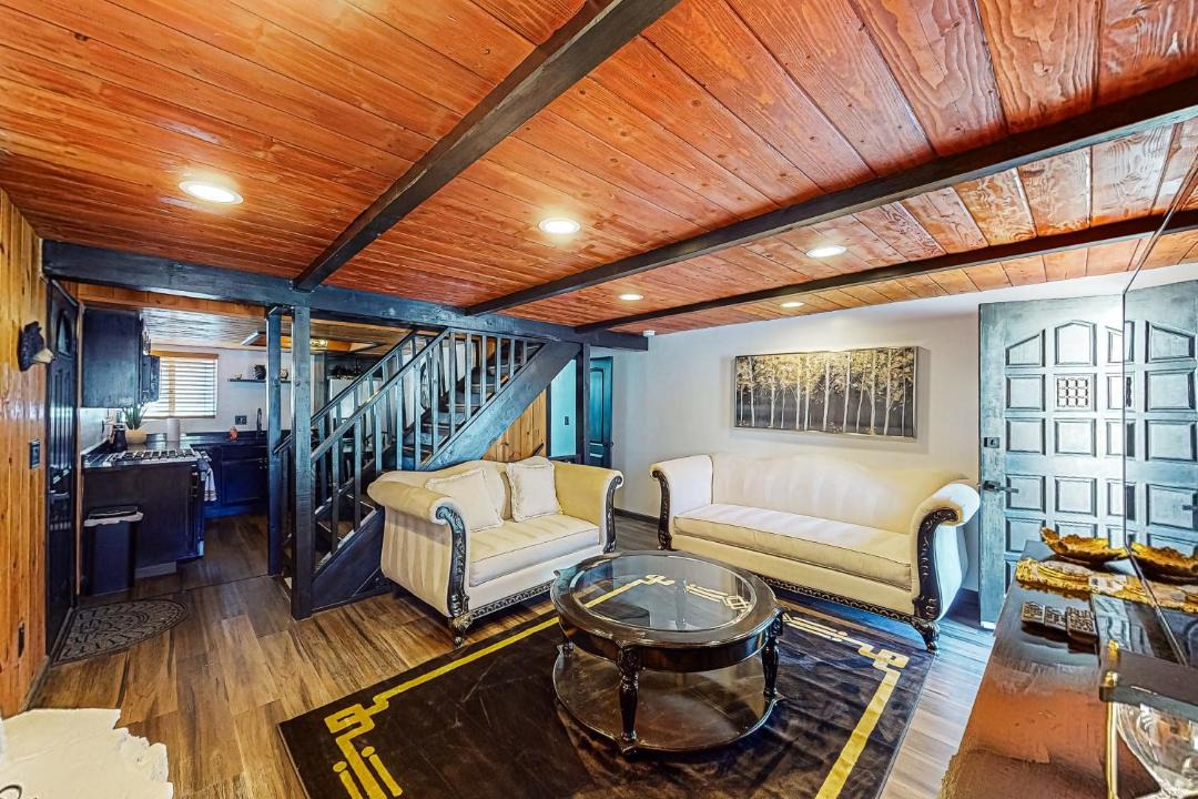 Photo of Livingroom in Arrowbear Lake