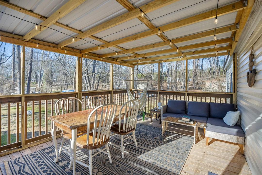 Photo of Patio Balcony in Newberry Shores
