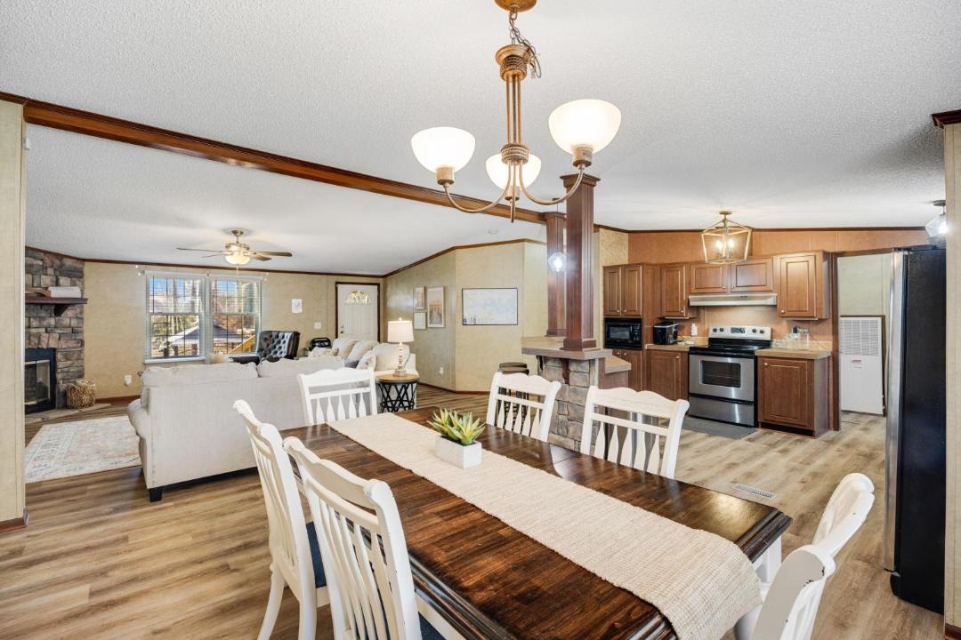 Photo of Kitchen in Newberry Shores