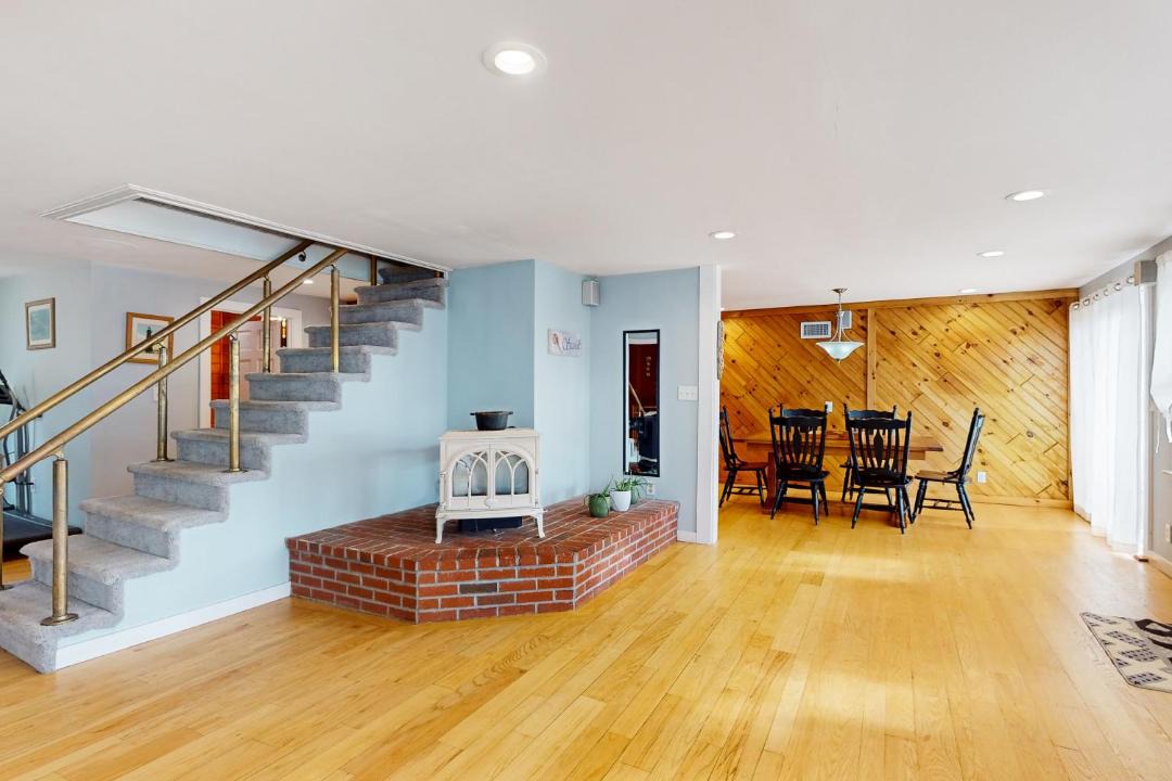 Photo of Livingroom in Scituate