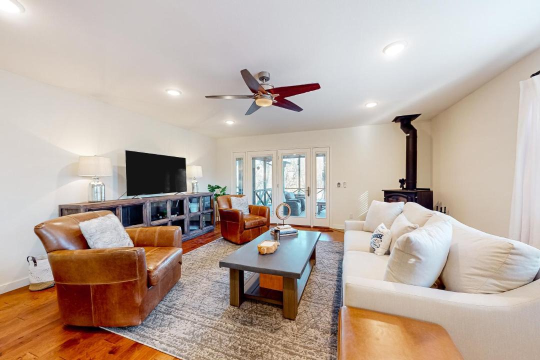 Photo of Livingroom in Powell