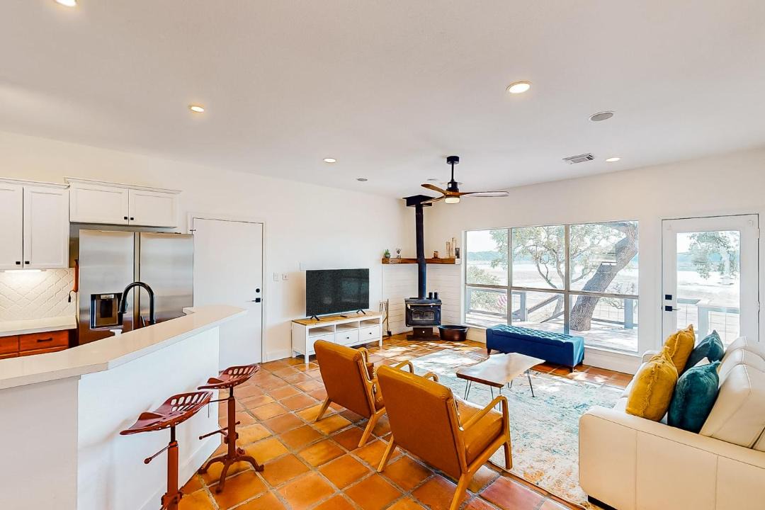 Photo of Livingroom in Lago Vista