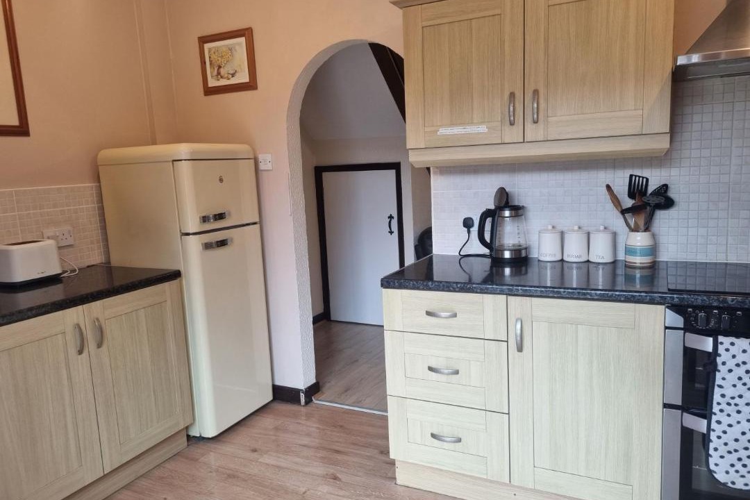 Photo of Others in Henryd