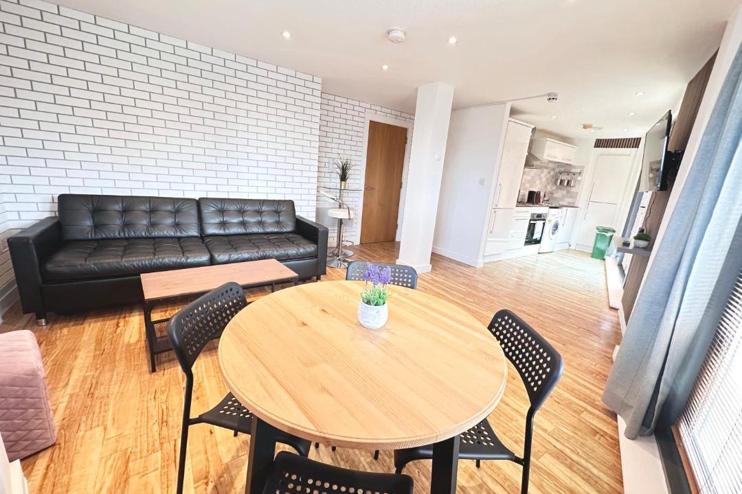 Photo of Others in Market Street