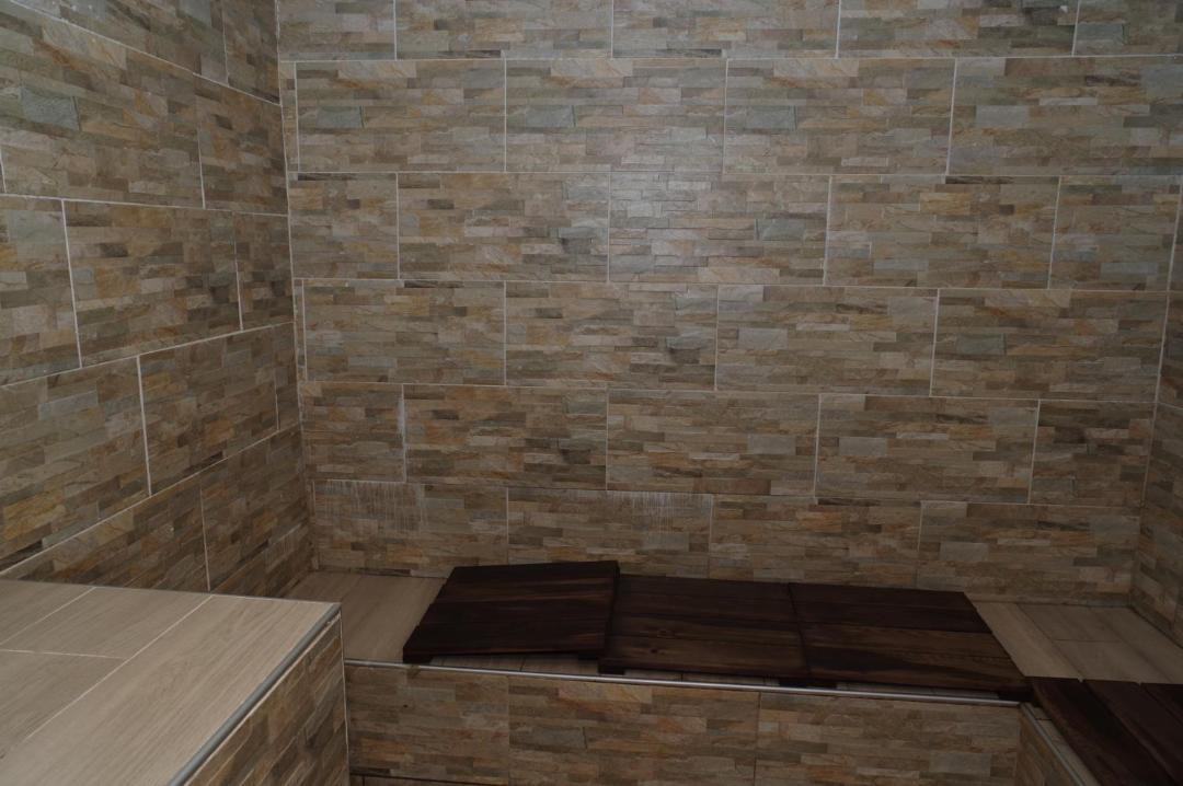 Photo of Bathroom in Conde-sur-Noireau