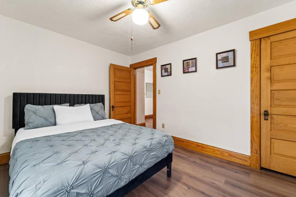 Photo of Bedroom in Des Moines