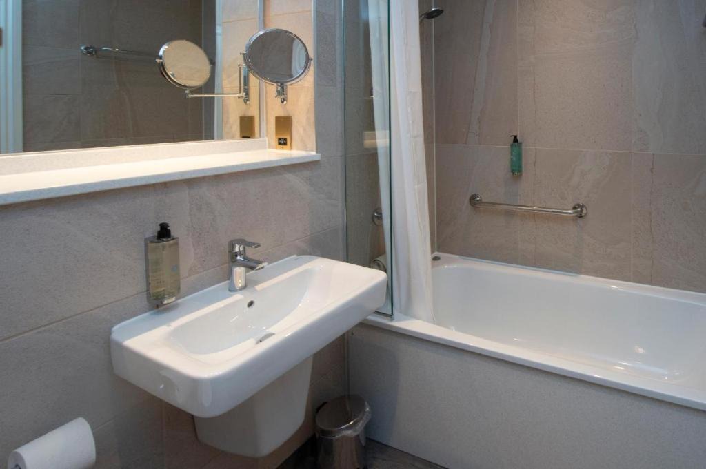 Photo of Others in Corby