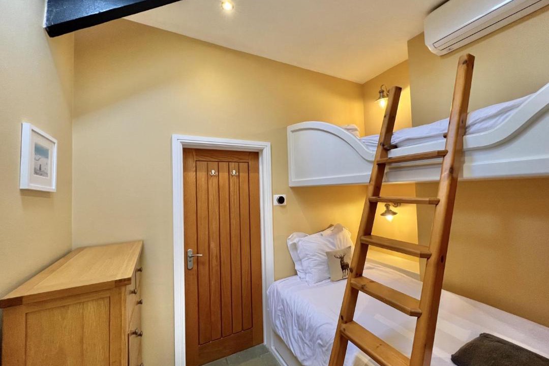 Photo of Others in Littleham