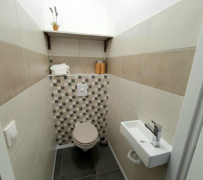 Photo of Bathroom in Prenois