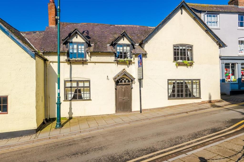 Photo of Others in Ruthin