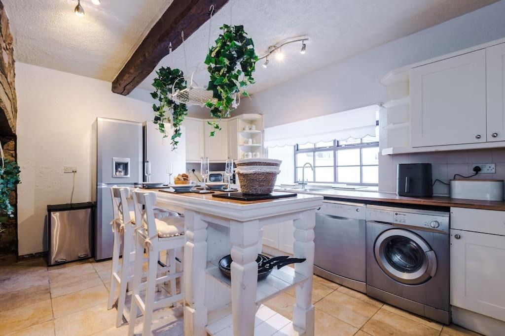 Photo of Kitchen in Ruthin