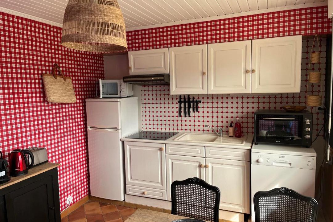 Photo of Others in Trepied