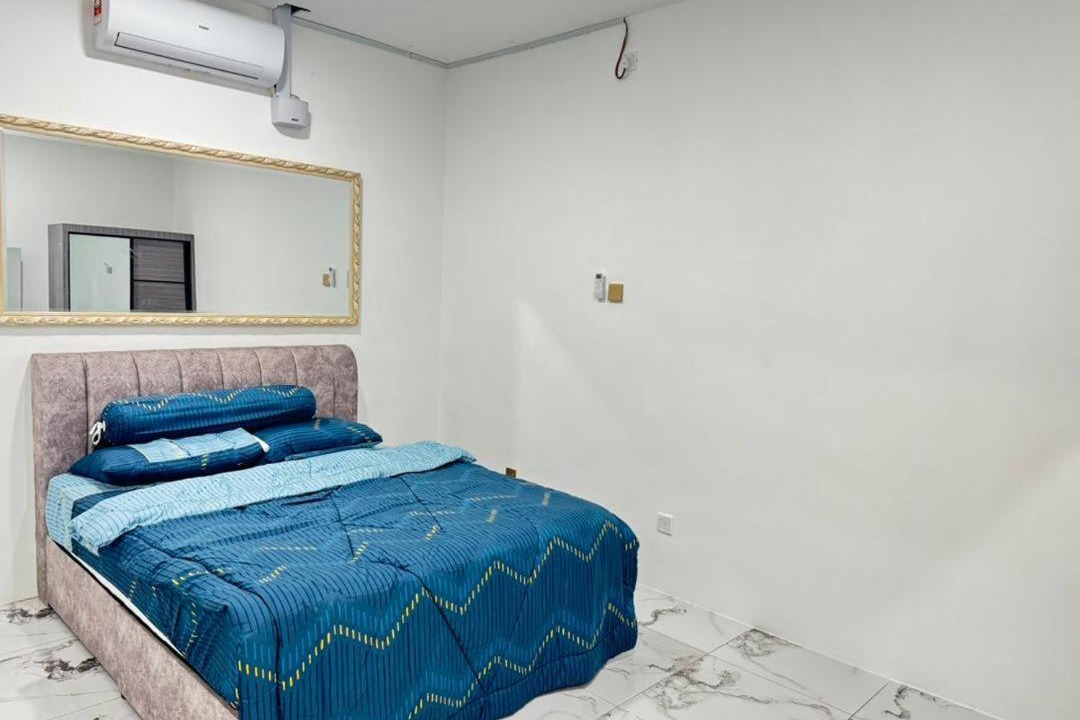 Photo of Bedroom in Paka