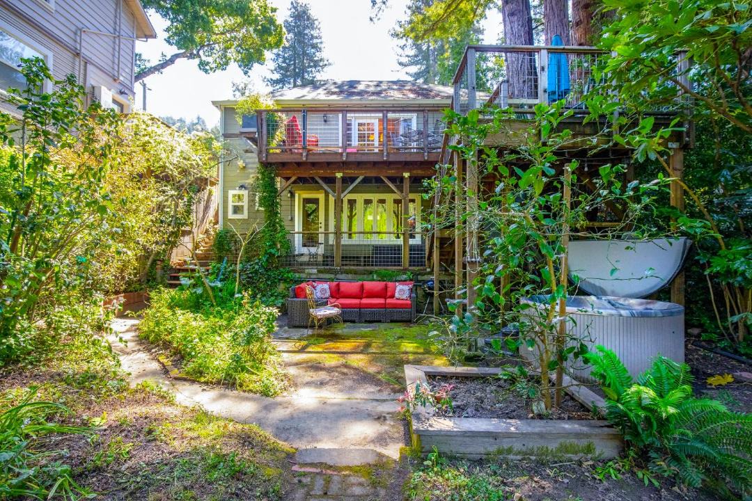 Photo of Buildings in Northwood