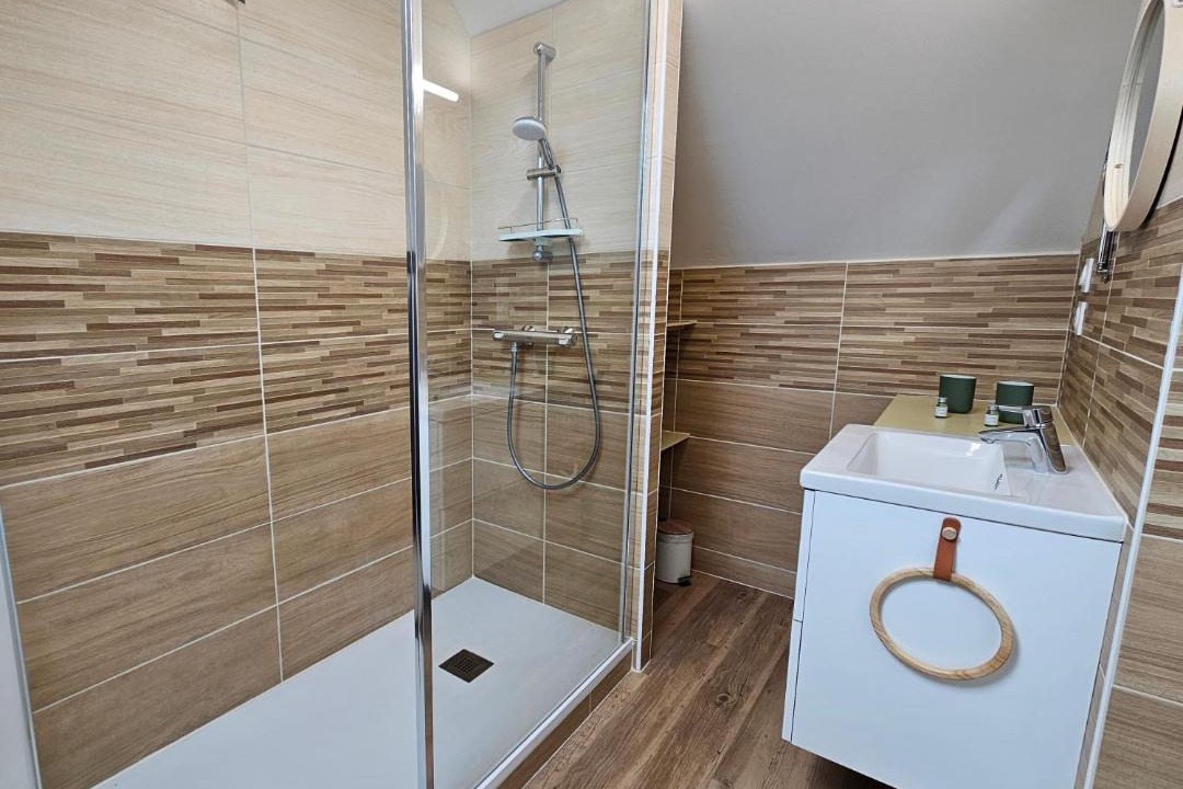 Photo of Others in Bavent