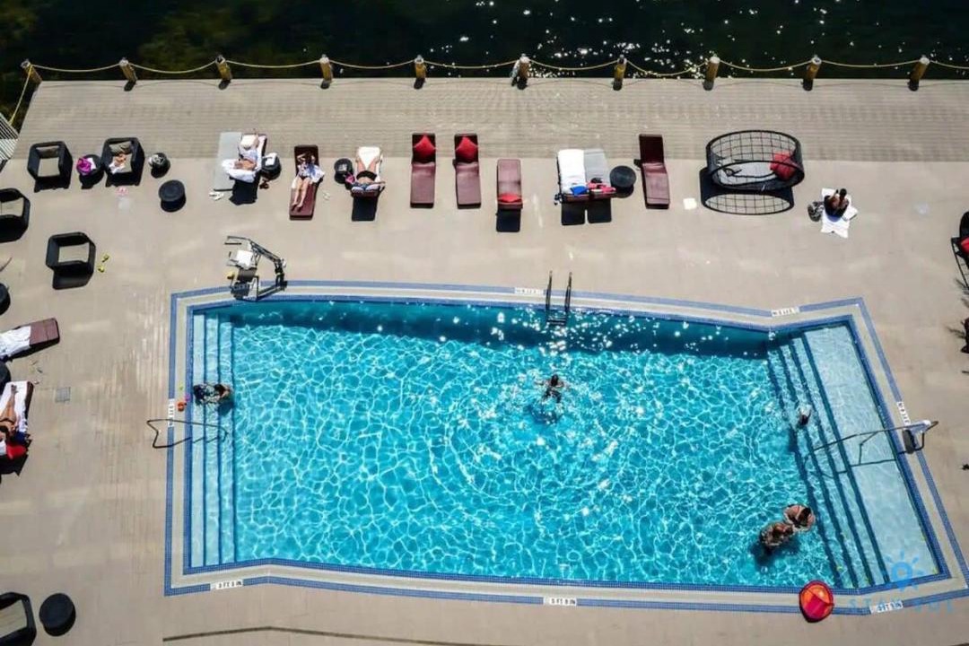 Photo of Others in Hallandale Beach