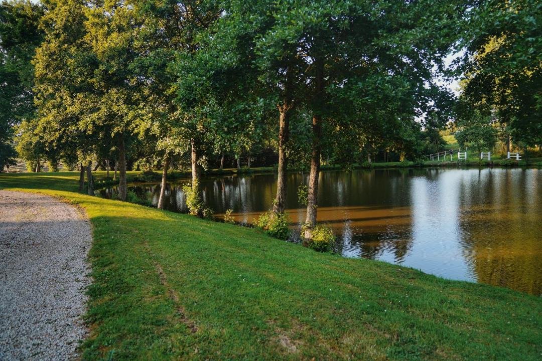 Photo of Others in Le Mesnil-Veneron