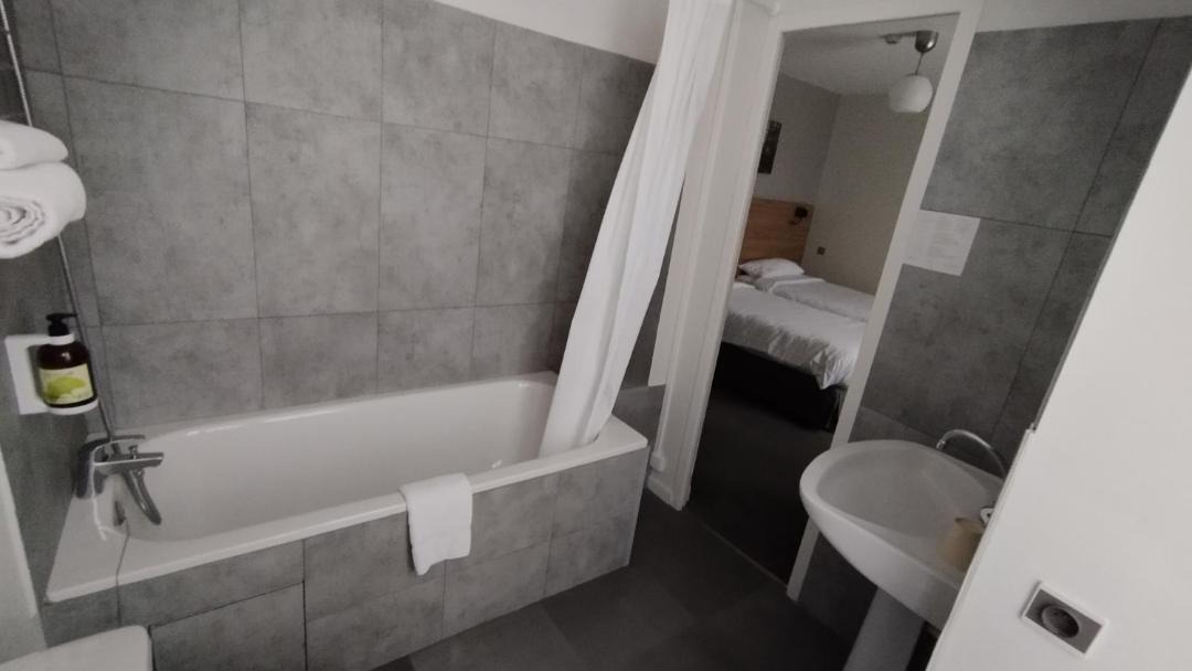 Photo of Bathroom in Saint-Laurent-Nouan