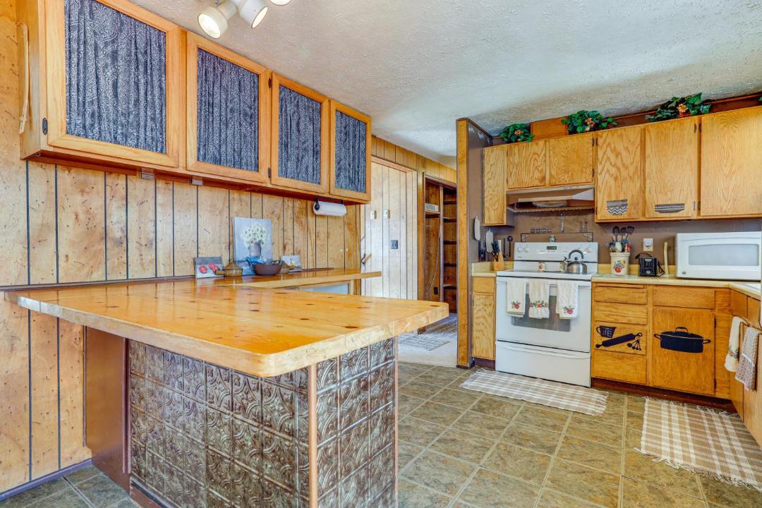 Photo of Kitchen in Elk Mountain