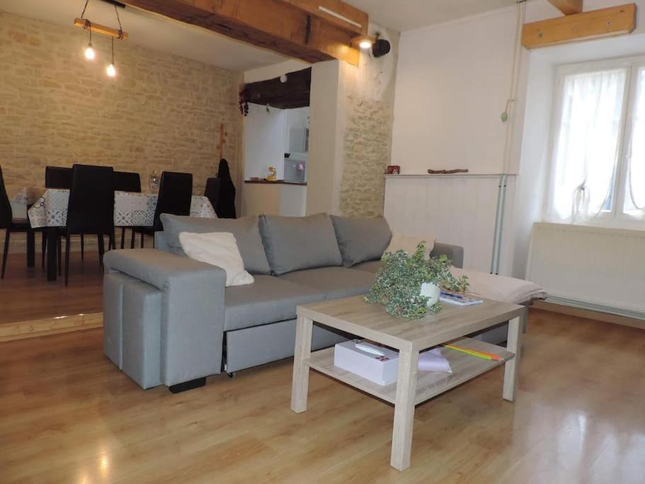 Photo of Livingroom in Pouillenay