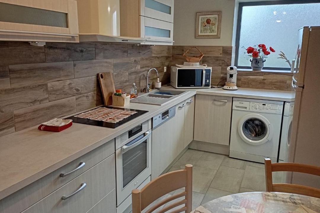 Photo of Kitchen in Saint-Benoit-sur-Loire