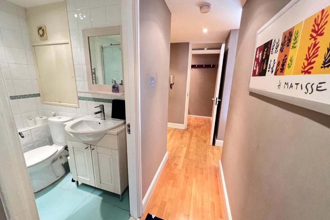 Photo of Others in South Bank