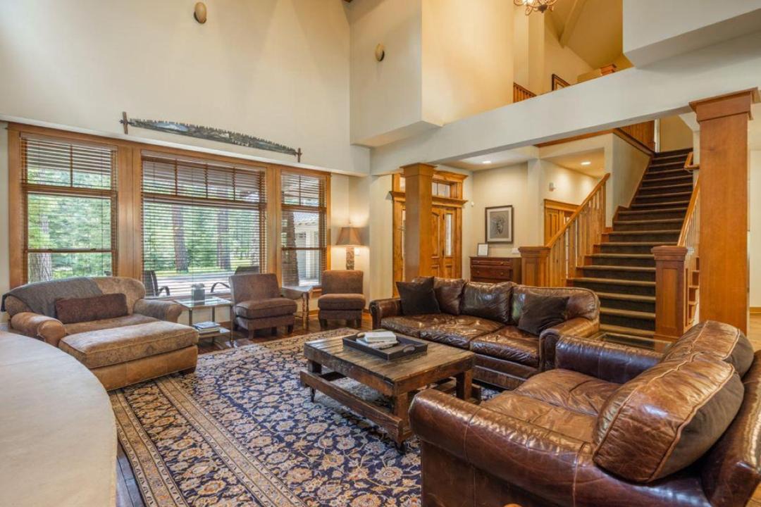 Photo of Livingroom in Cle Elum