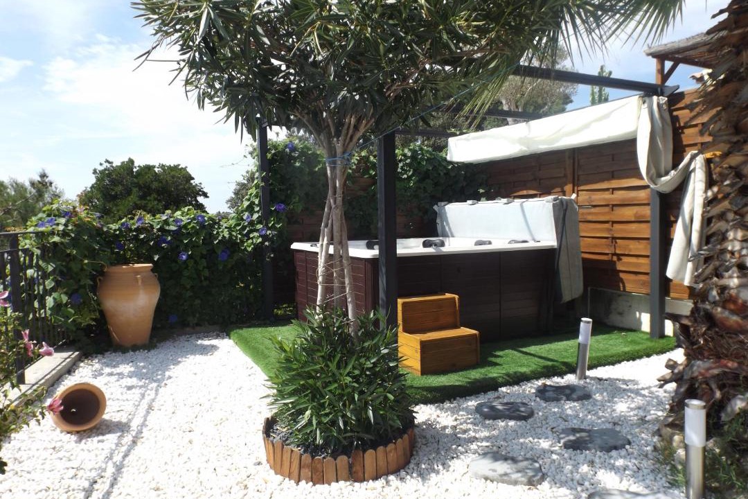 Photo of Others in Gignac