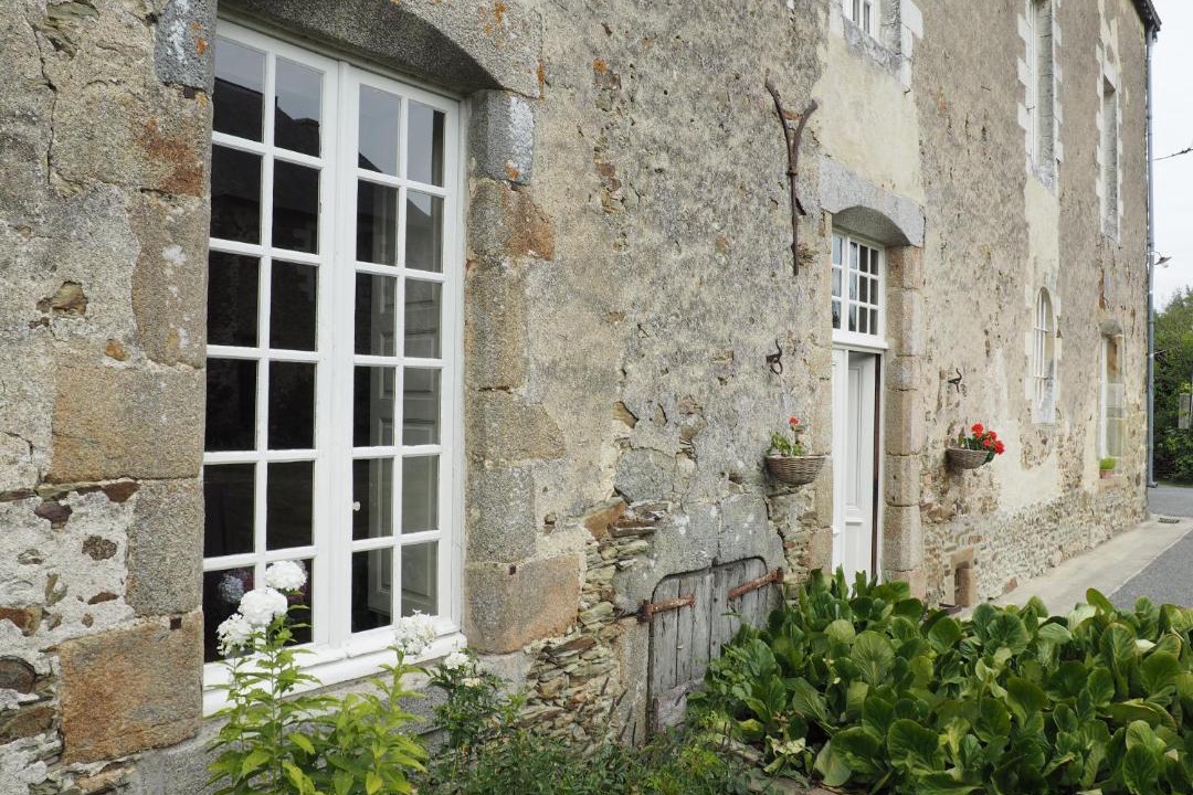 Photo of Others in Astille