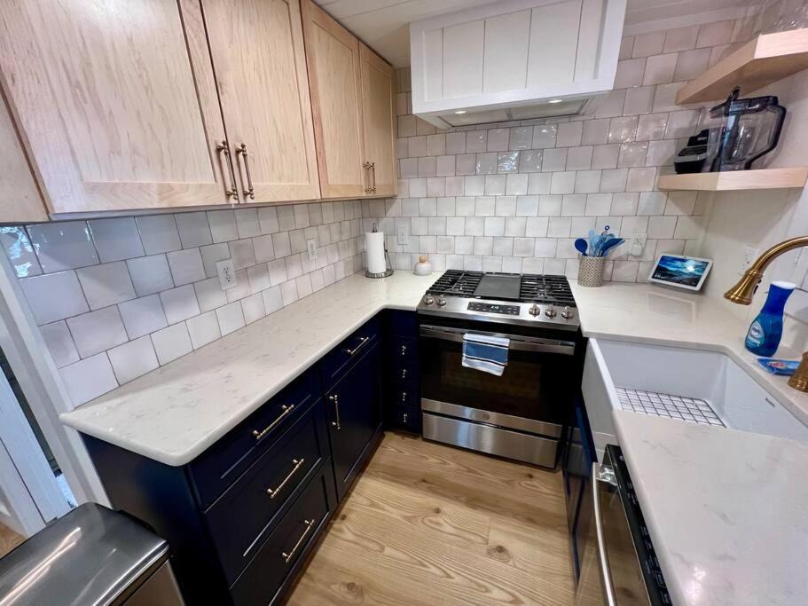 Photo of Others in Albertville