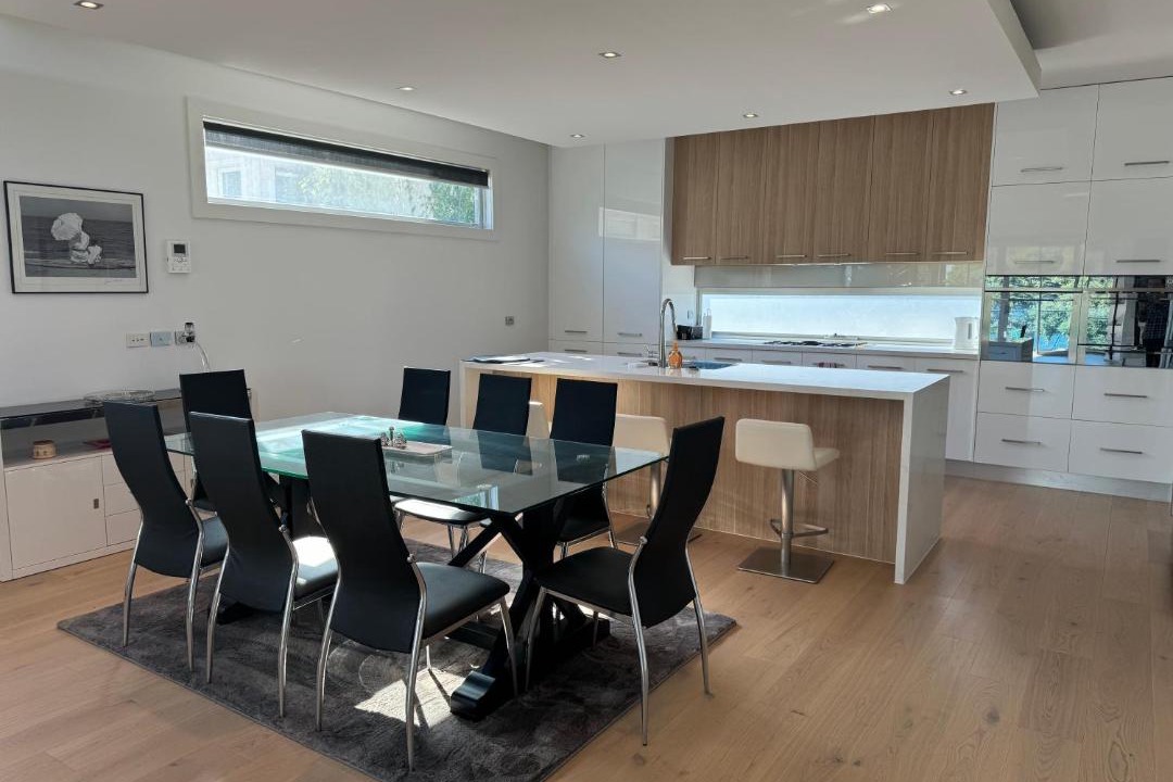 Photo of Livingroom in North Shore