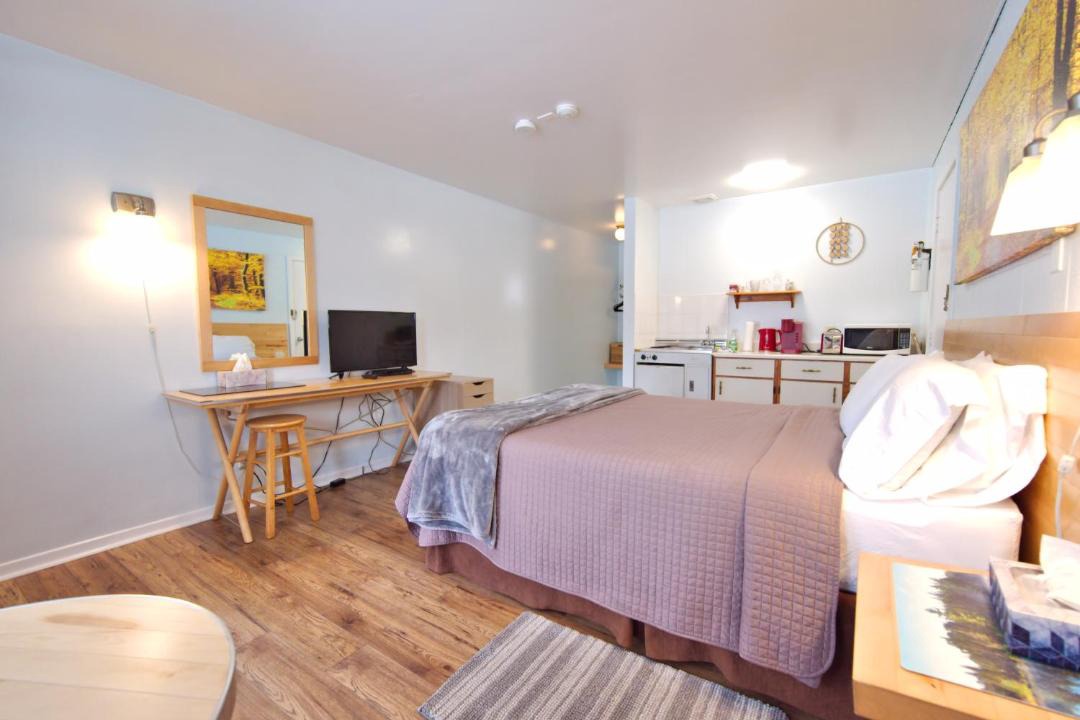 Photo of Others in Victoria Junction