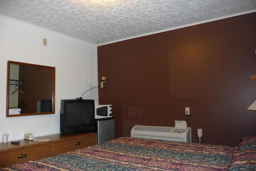Photo of Bedroom in Elizabethtown