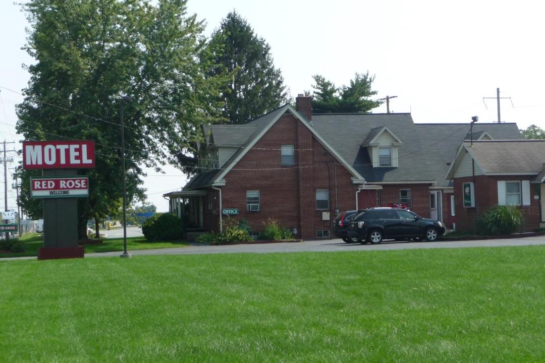 Photo of Others in Elizabethtown