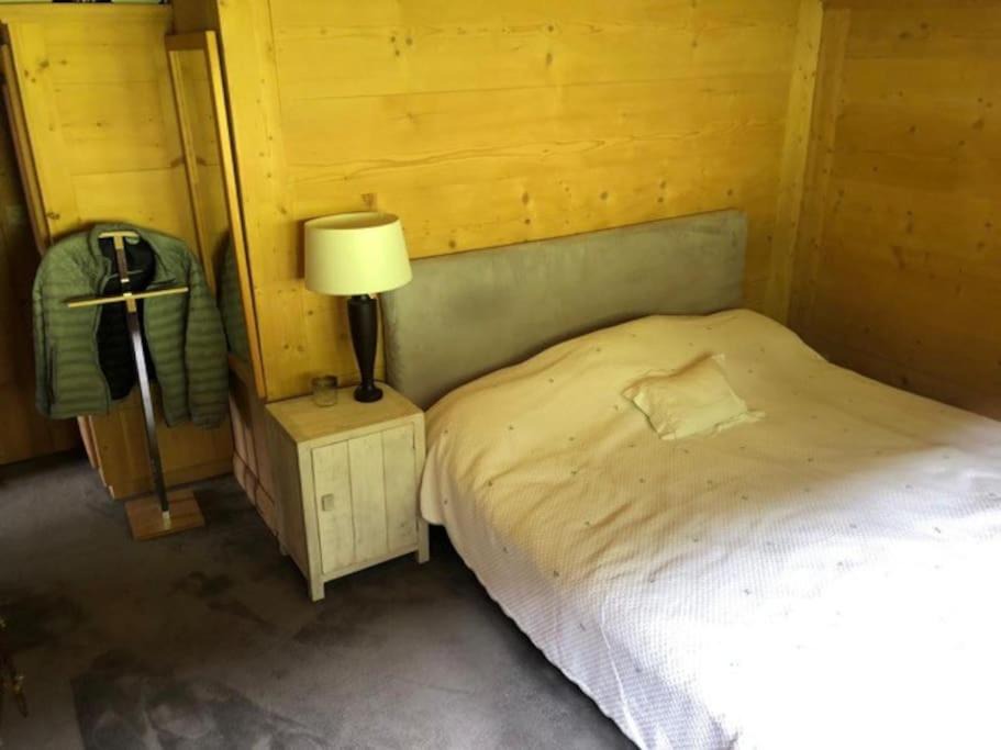 Photo of Bedroom in Zweisimmen Nr Gstaad