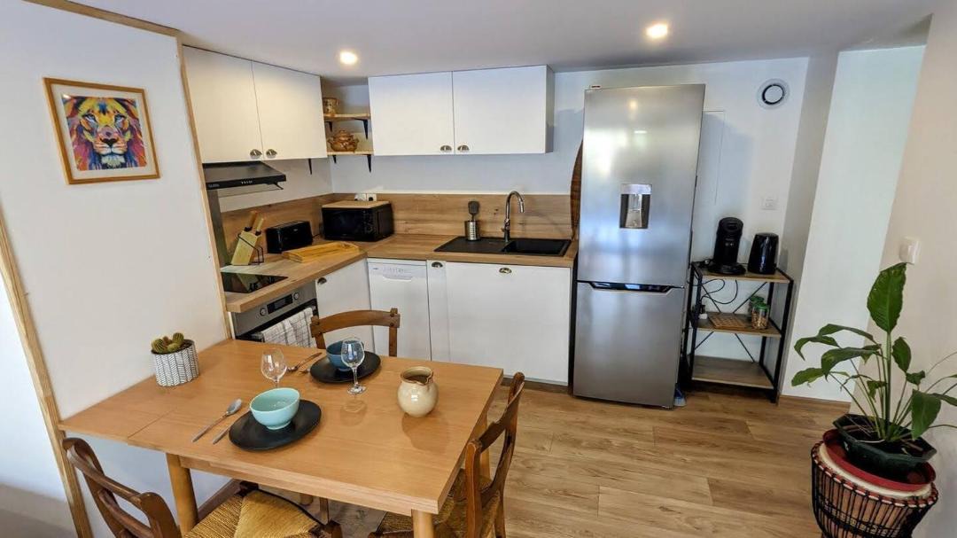 Photo of Kitchen in Campan
