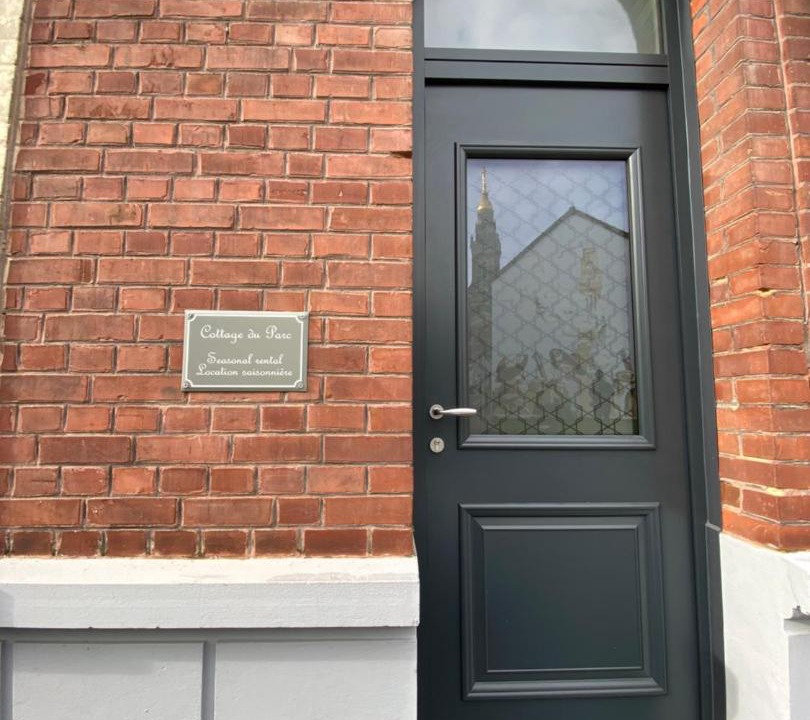 Photo of Buildings in Albert