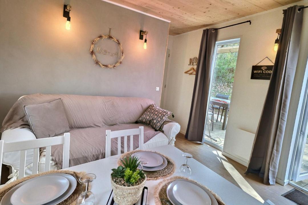 Photo of Livingroom in L'Isle-Jourdain