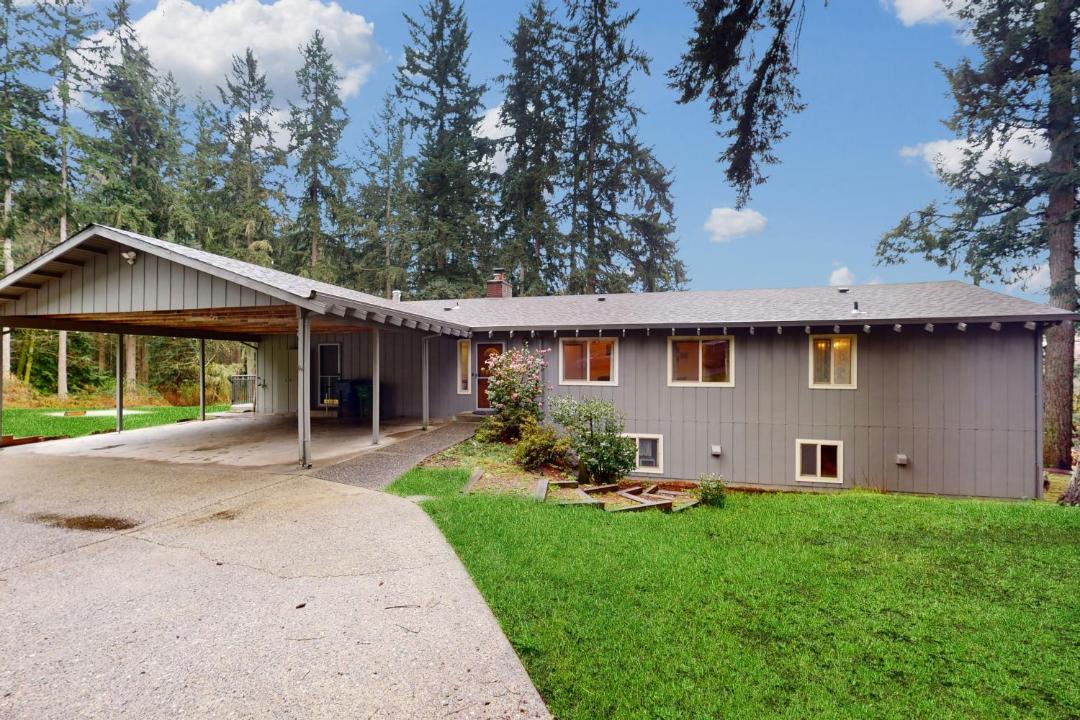 Photo of Buildings in Woodinville