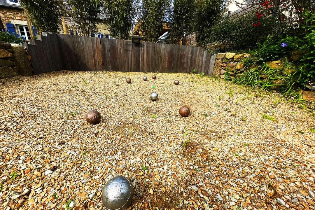 Photo of Others in Lanmodez